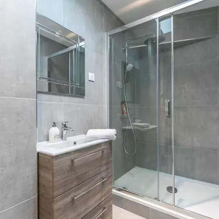 Spacious Cozy -6p- Montreuil- Near Paris * Montreuil (Seine-Saint-Denis)